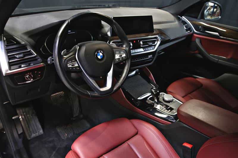 2022 BMW X4 xDrive30i coupé dactivités sportives - Image 11