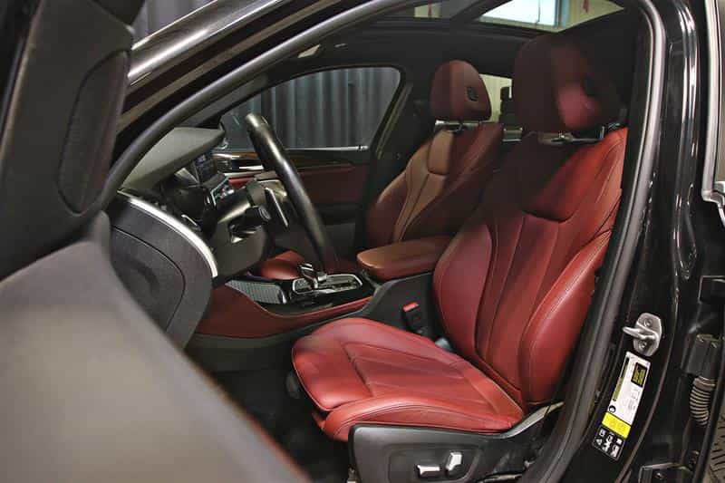 2022 BMW X4 xDrive30i coupé dactivités sportives - Image 17