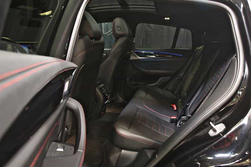 Image 18 BMW X4 M40i coupé Premium Essential Package 2023