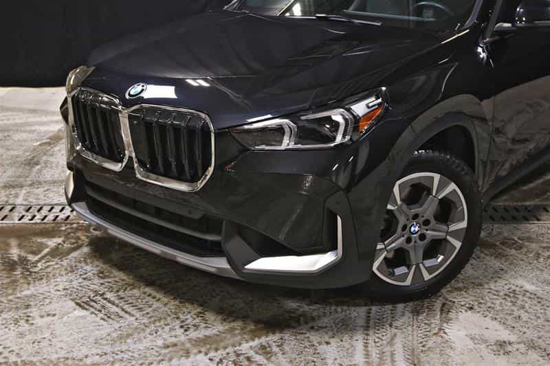 2024 BMW X1 xDrive28i Premium Essential Package - Image 2