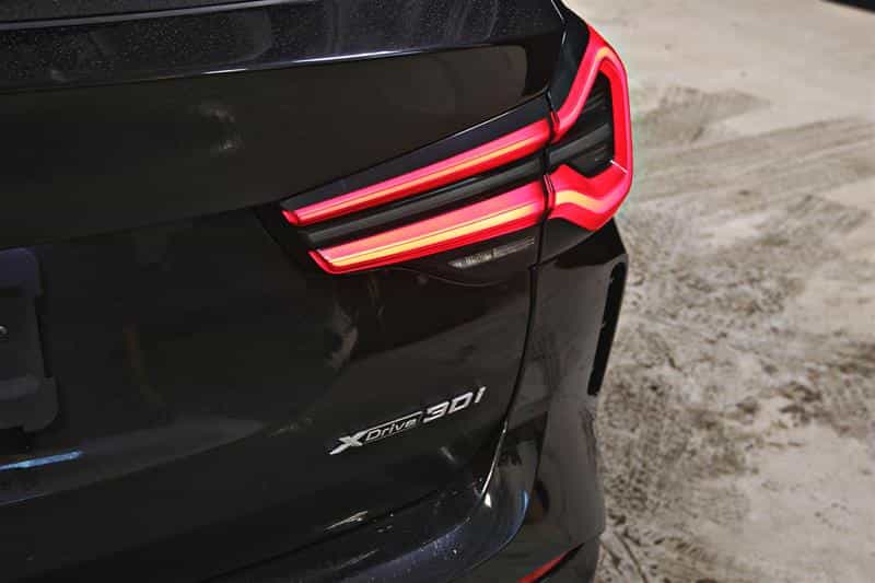 2022 BMW X3 xDrive30i M Sport Package - Image 8