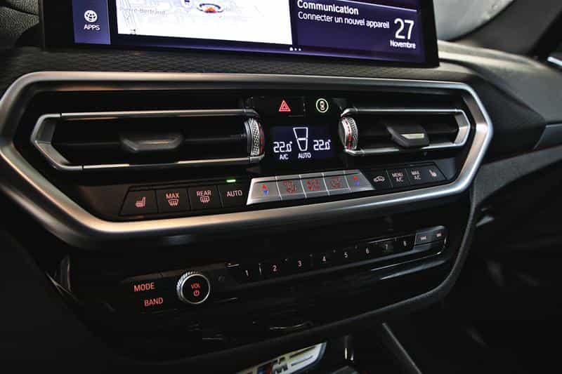 2023 BMW X3 M40i Advanced Driver Assistance Package - Image 13