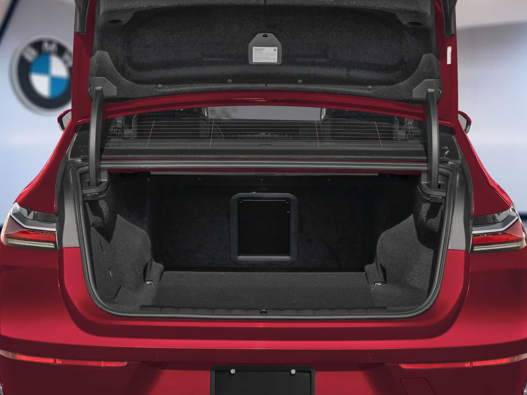 2026 BMW I7 xDrive60 Sedan - Image 7