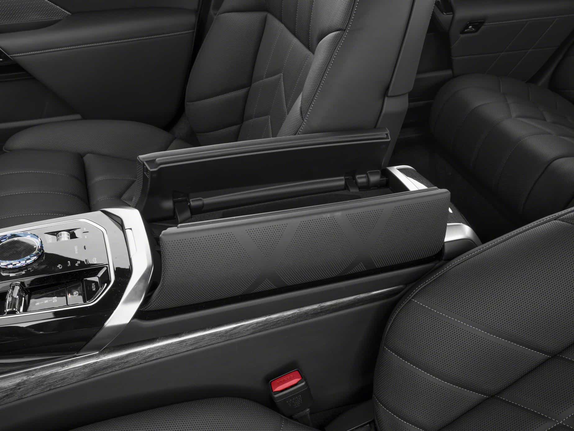 2026 BMW I7 xDrive60 Sedan - Image 10