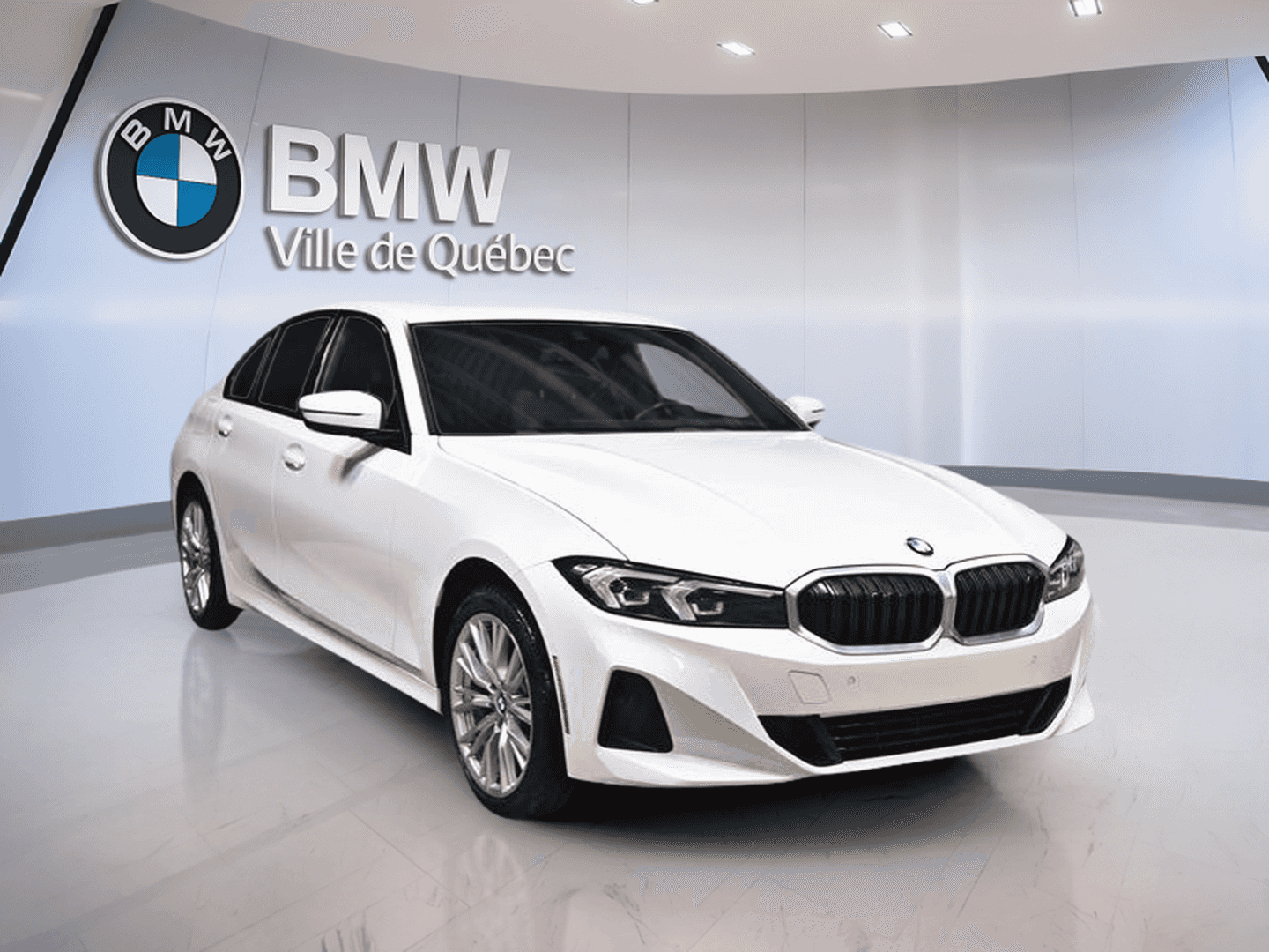 2023 BMW 3 Series 330i xDrive berline - Image 4