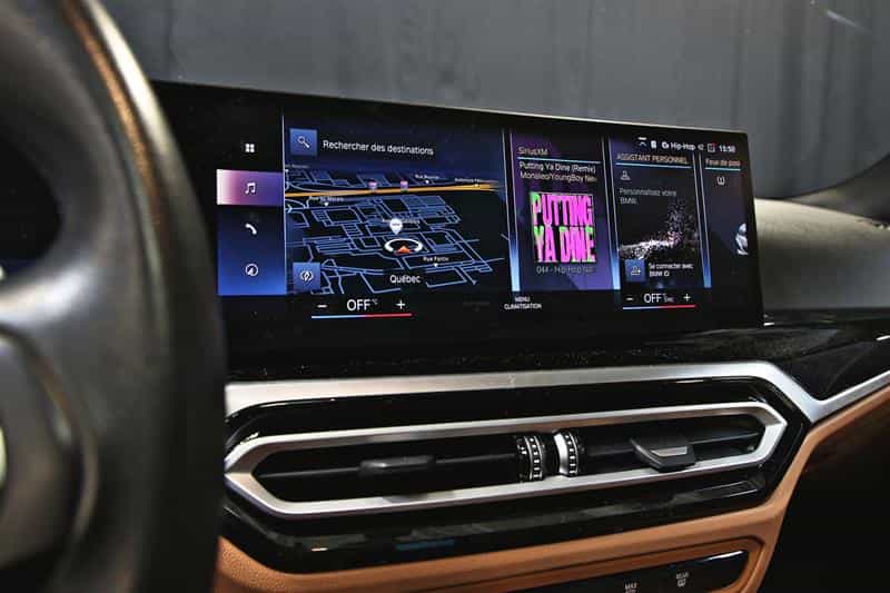 2023 BMW 3 Series 330i xDrive berline - Image 13