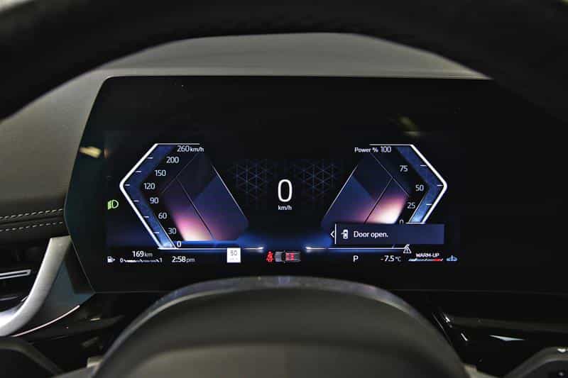 2024 BMW X1 M35i xDrive Groupe De Luxe Essentiel - Image 14