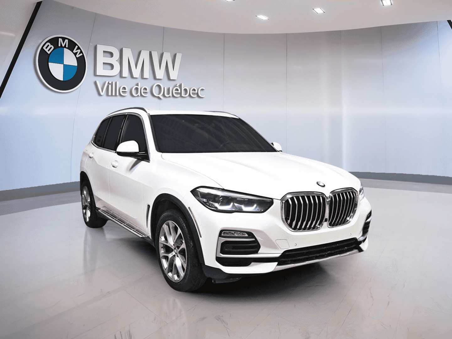 2021 BMW X5 xDrive40i véhicule d'activités sportives - Image 4