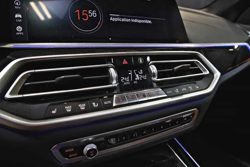 2021 BMW X5 xDrive40i véhicule d'activités sportives - Image 13