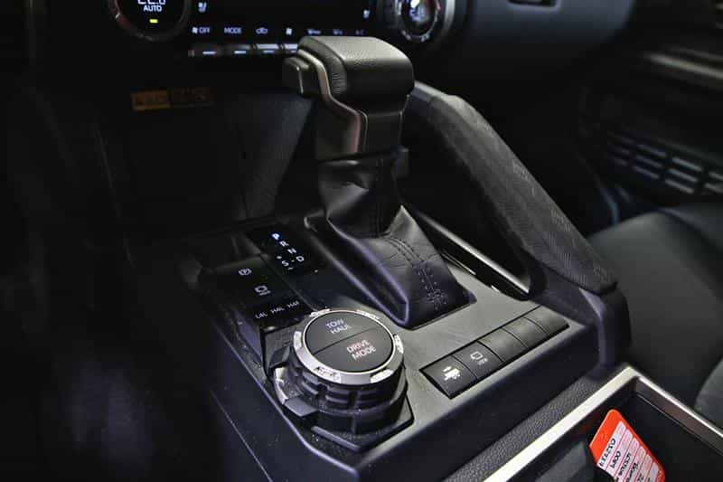 2025 Toyota Tacoma hybride Double Cab 4x4 BA emp. court - Image 12