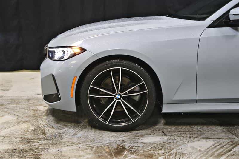 2023 BMW 3 Series 330i xDrive M Sport Package - Image 6