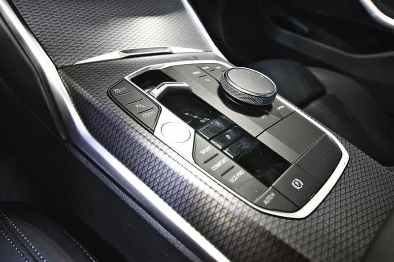 2023 BMW 3 Series 330i xDrive M Sport Package - Image 12