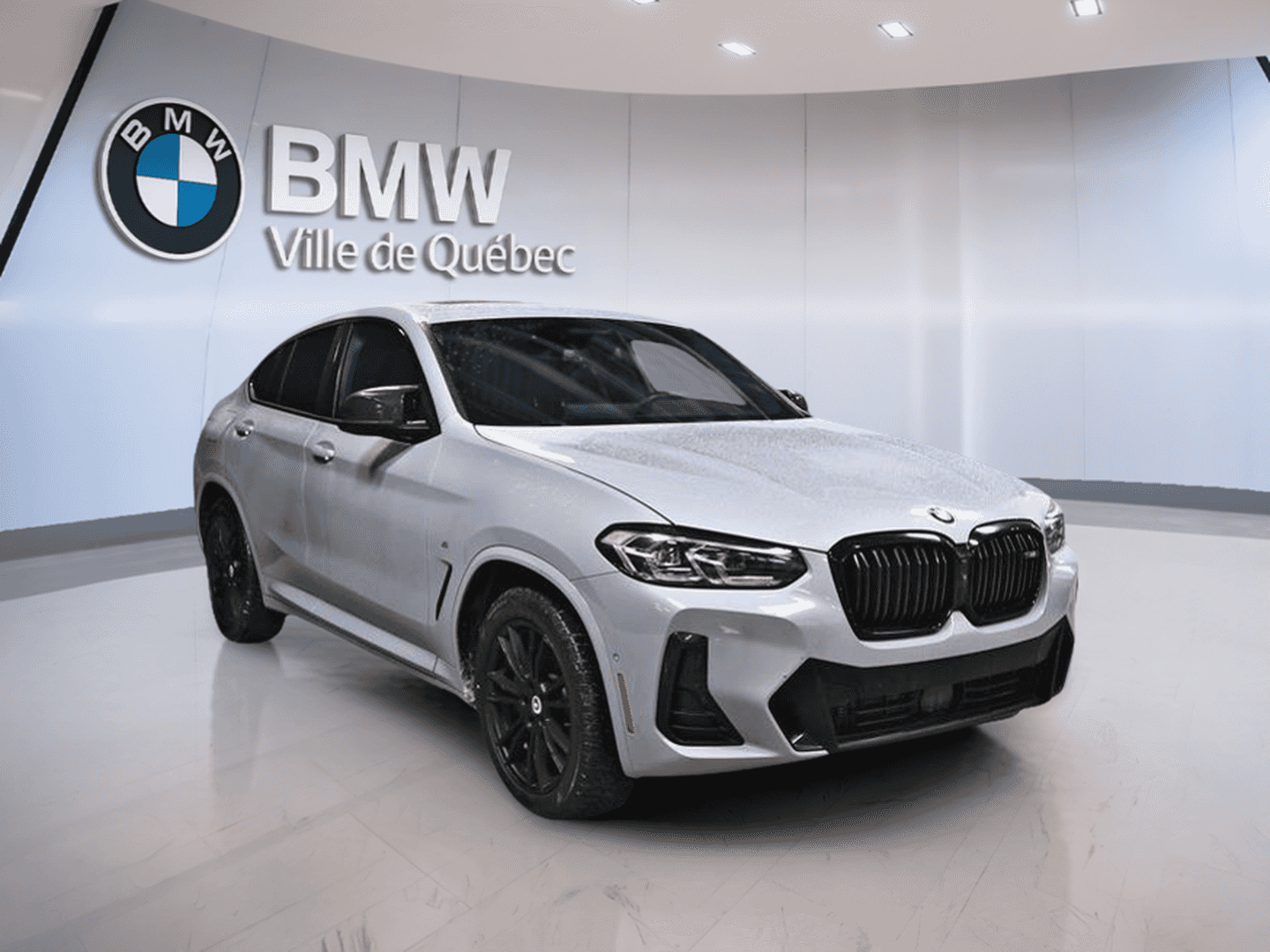 2023 BMW X4 M40i coupé Premium Enhanced Package - Image 4