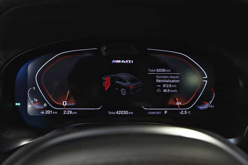 2023 BMW X4 M40i coupé Premium Enhanced Package - Image 16