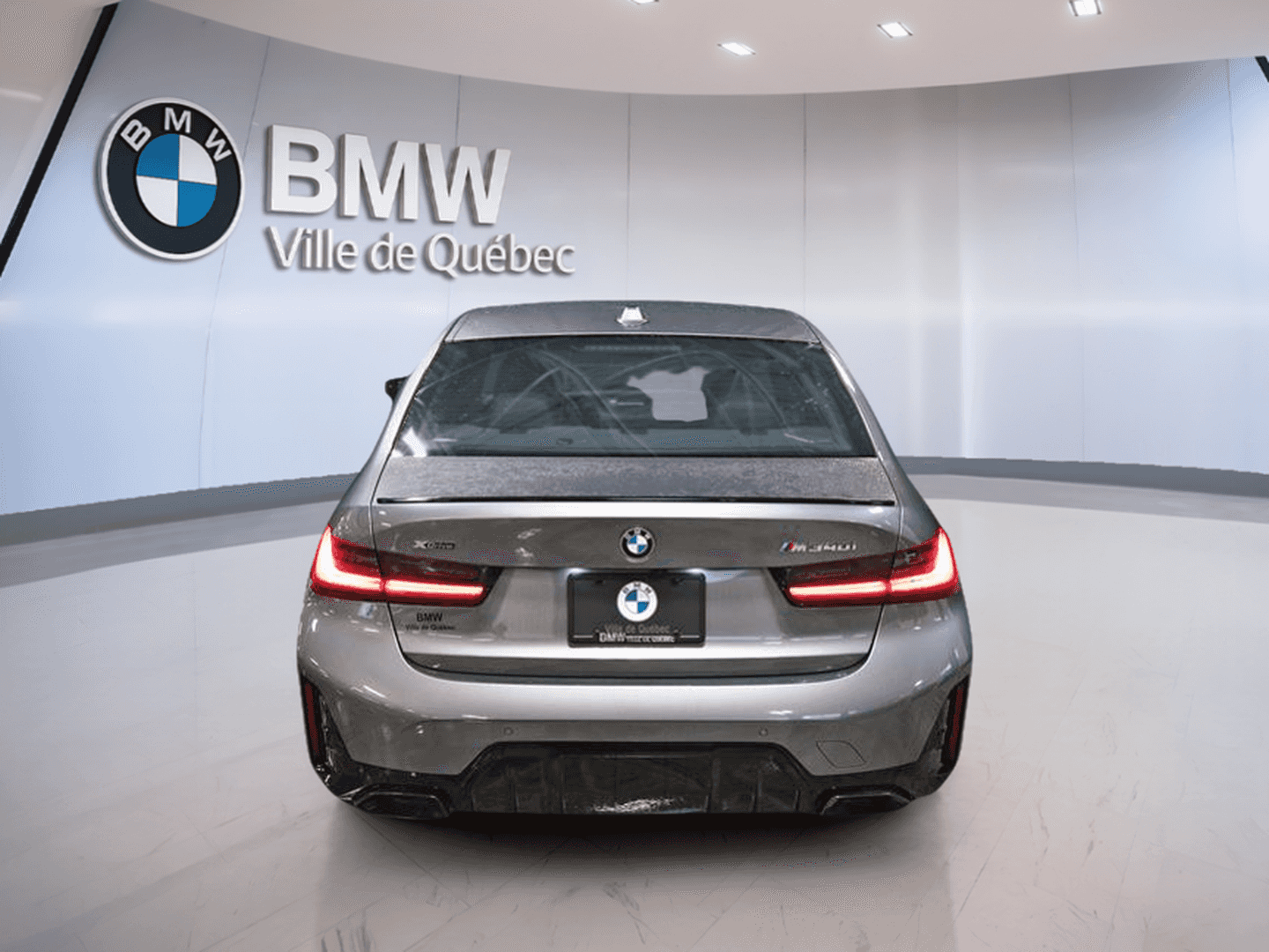 2025 BMW 3 Series M340i xDrive M Sport Pro Package - Image 7