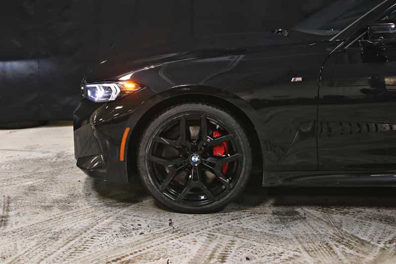 2025 BMW 3 Series M340i xDrive Premium Package - Image 6