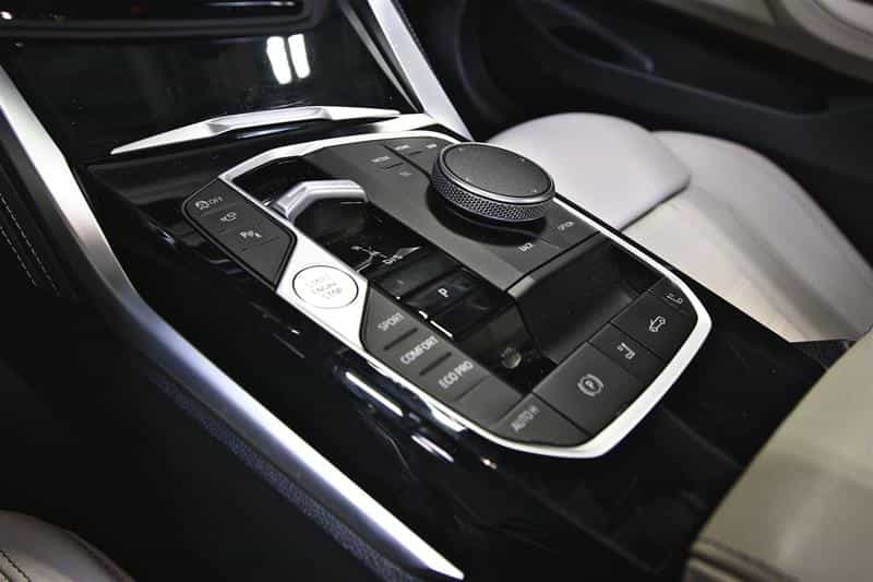 2024 BMW 4 Series M440i xDrive cabriolet Premium Enhanced Package - Image 12