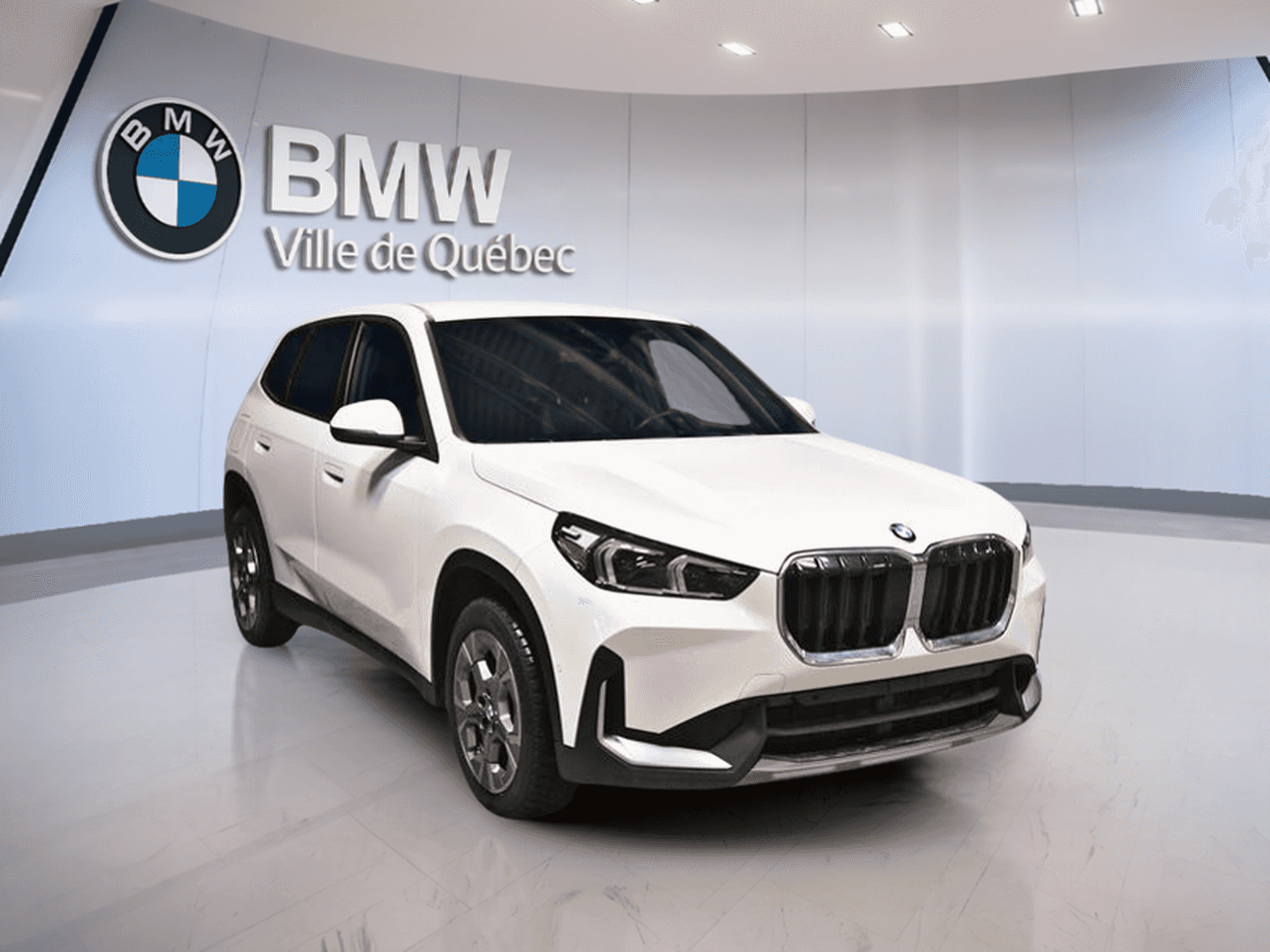 2023 BMW X1 xDrive28i Premium Essential Package - Image 4