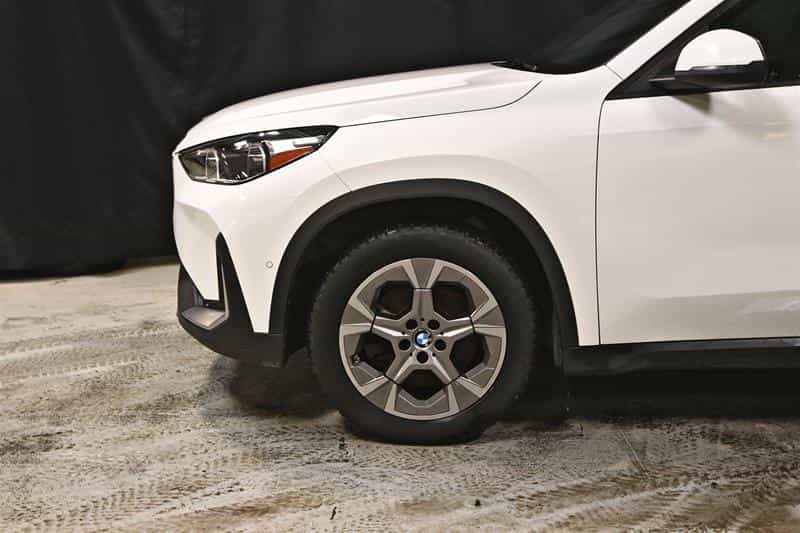 Image 6 BMW X1 xDrive28i Premium Essential Package 2023