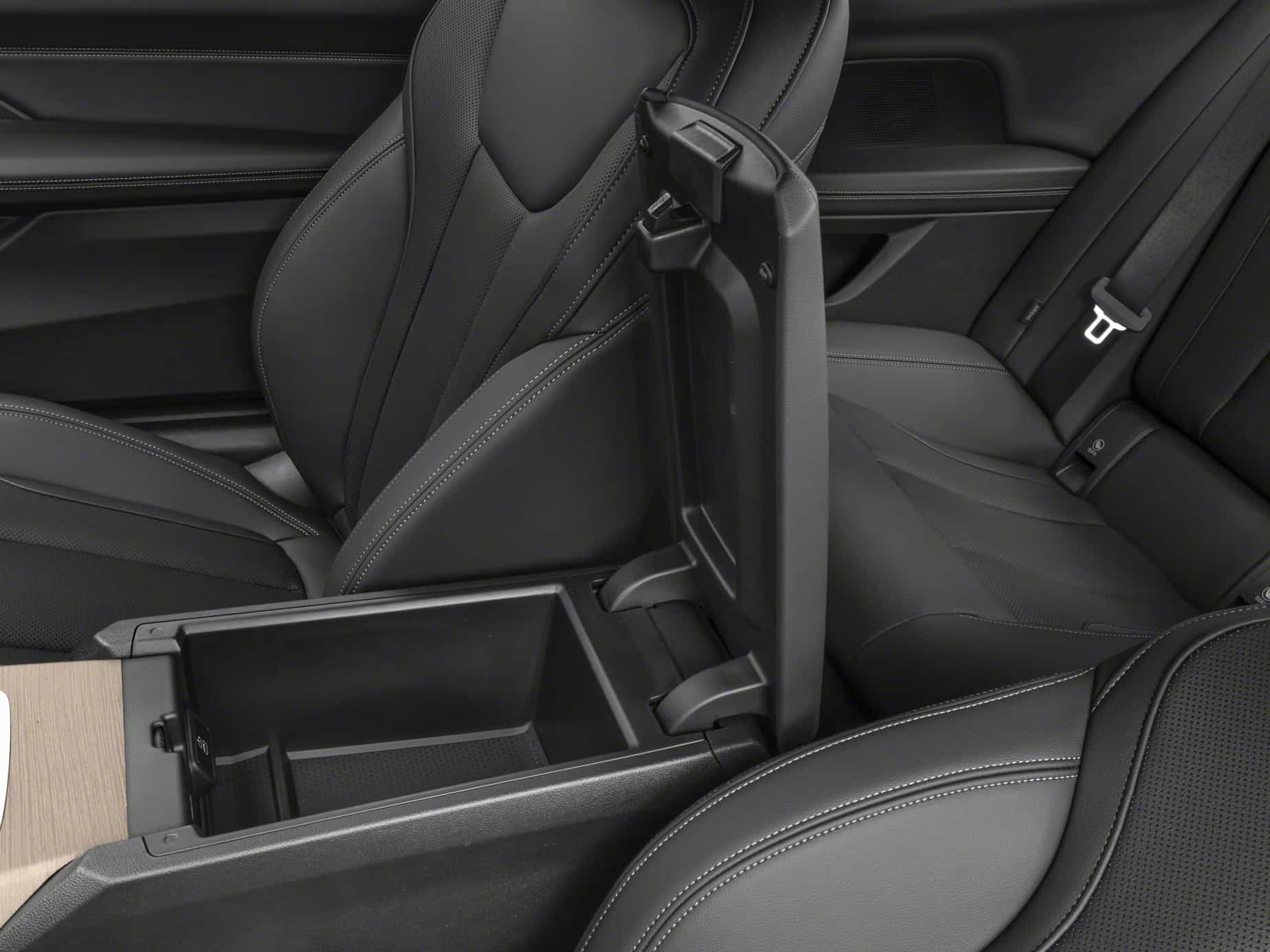 2026 BMW 430i xDrive Coupe - Image 10