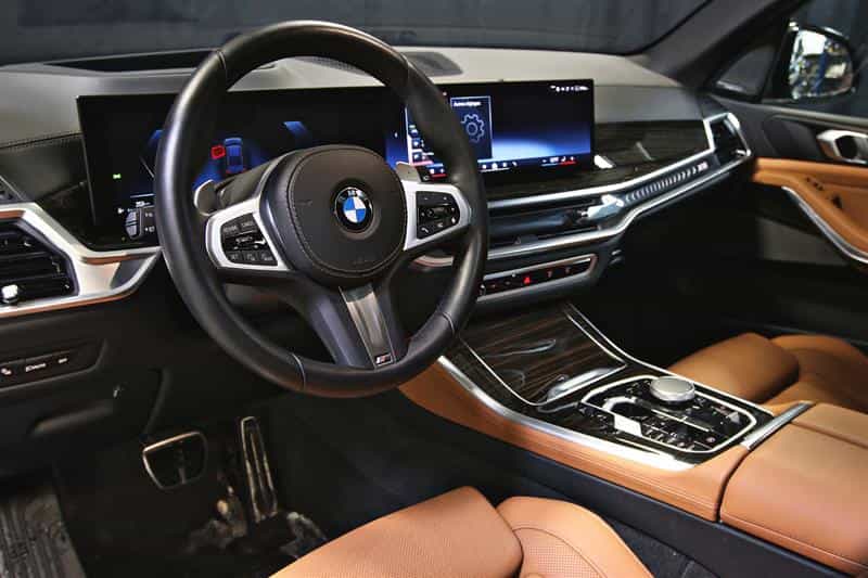 2025 BMW X5 xDrive40i Groupe M Sport - Image 11