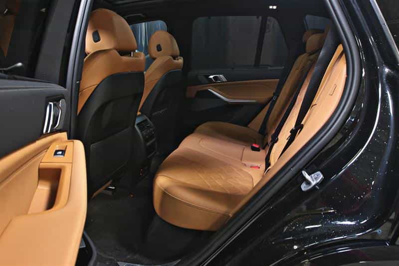 2025 BMW X5 xDrive40i Groupe M Sport - Image 17