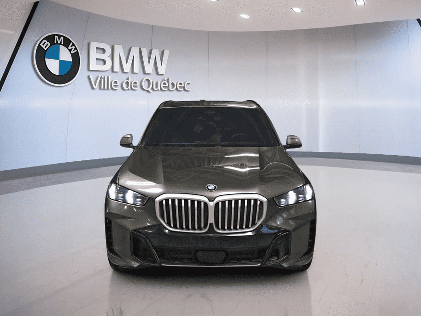 2024 BMW X5 xDrive40i M Sport Package - Image 3