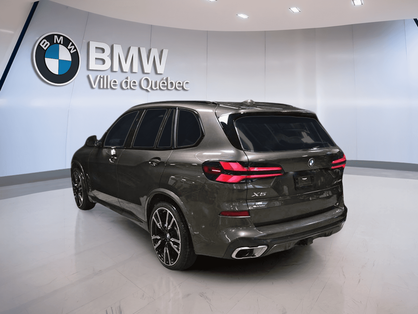 2024 BMW X5 xDrive40i M Sport Package - Image 9
