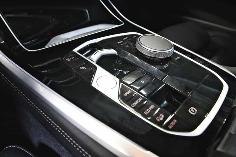 2024 BMW X5 xDrive40i M Sport Package - Image 11