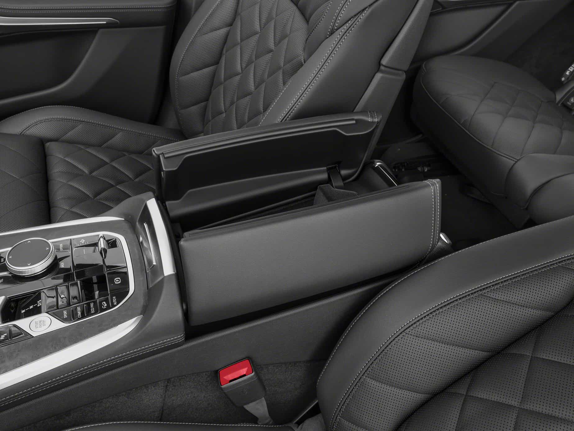 2026 BMW X7 M60i xDrive - Image 10