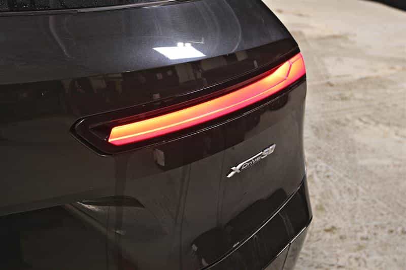 Image 8 BMW IX xDrive50 véhicule d'activités sportives 2024