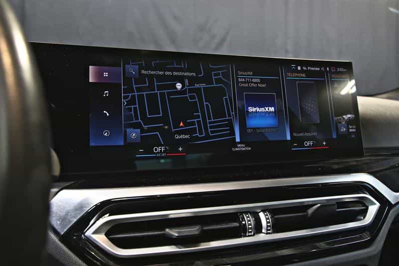 2023 BMW 3 Series 330i xDrive M Sport Pro Package - Image 13