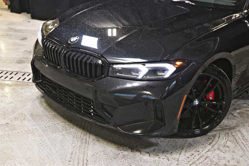 Image 2 BMW 3 Series 330i xDrive M Sport Pro Package 2023