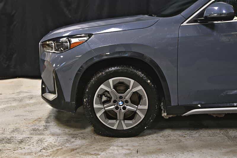 2025 BMW X1 xDrive28i Premium Essential Package - Image 6