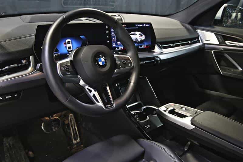2024 BMW X2 xDrive28i - Image 10