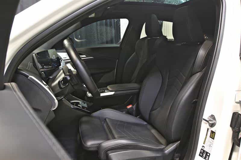 2024 BMW X2 xDrive28i - Image 15