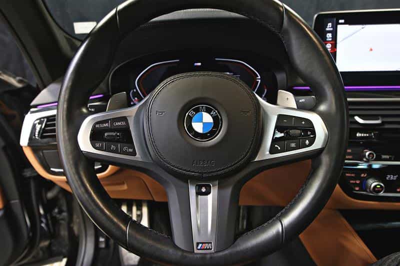 2023 BMW 5 Series 540i xDrive M Sport Pro Package - Image 15
