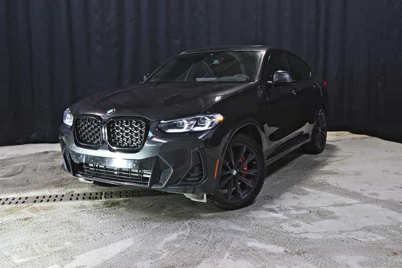 2024 BMW X4 xDrive30i - Image 1