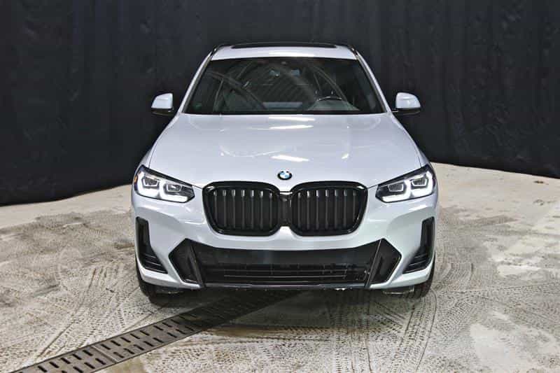 2024 BMW X3 xDrive30i - Image 3