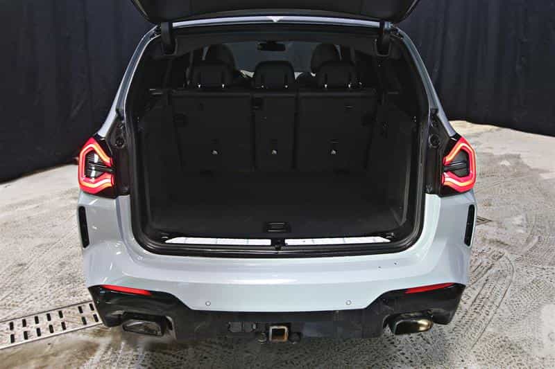 2024 BMW X3 xDrive30i - Image 9