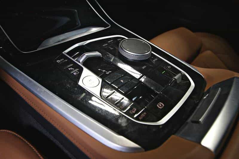 Image 12 BMW X5 xDrive50e 2024