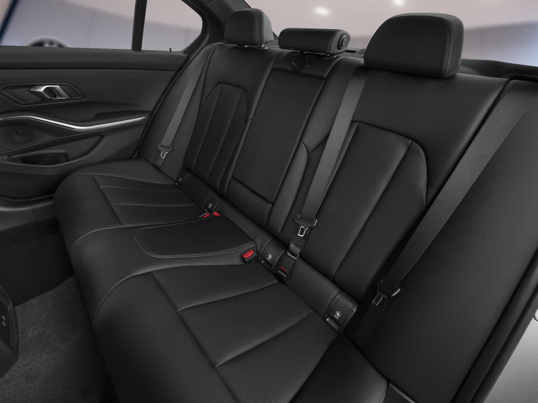 2026 BMW 330i xDrive Sedan - Image 9