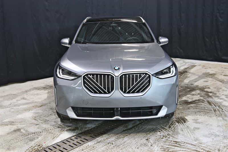 2026 BMW X3 30 xDrive - Image 3