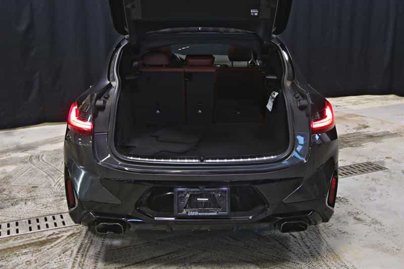 2023 BMW X4 M40i - Image 9
