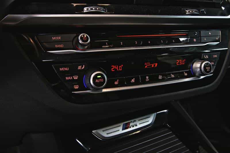 2019 BMW X3 M40i - Image 11