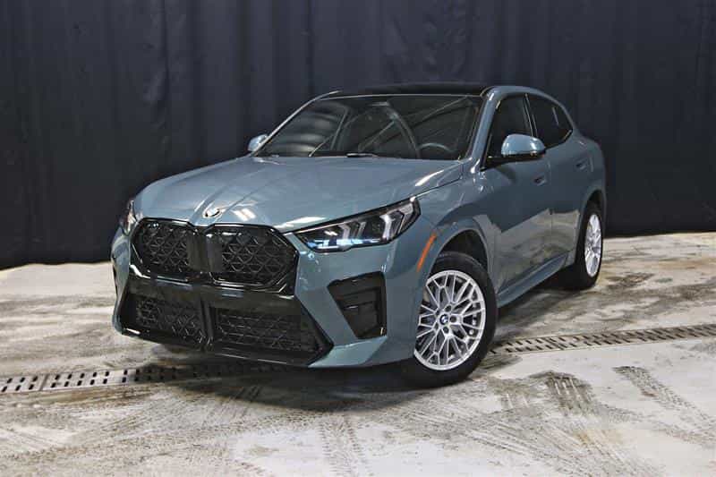 2025 BMW X2 xDrive28i - Image 1
