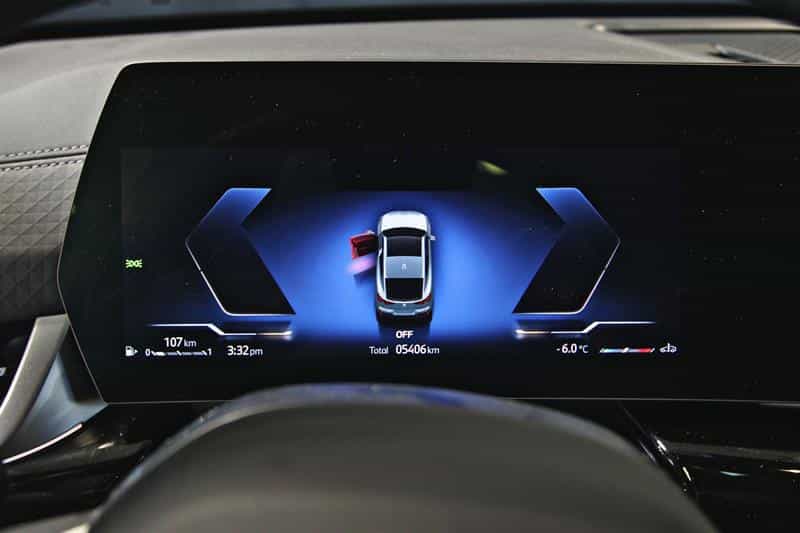 2025 BMW X2 xDrive28i - Image 15