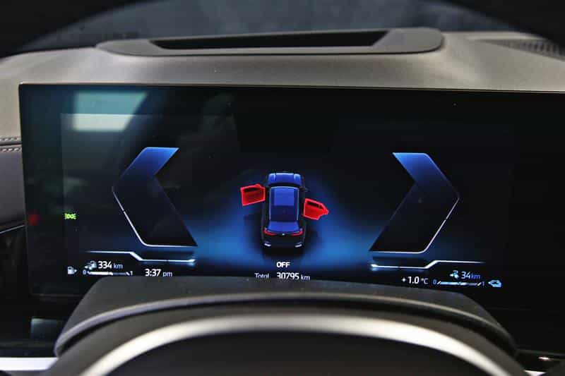 2025 BMW X5 xDrive50e - Image 15