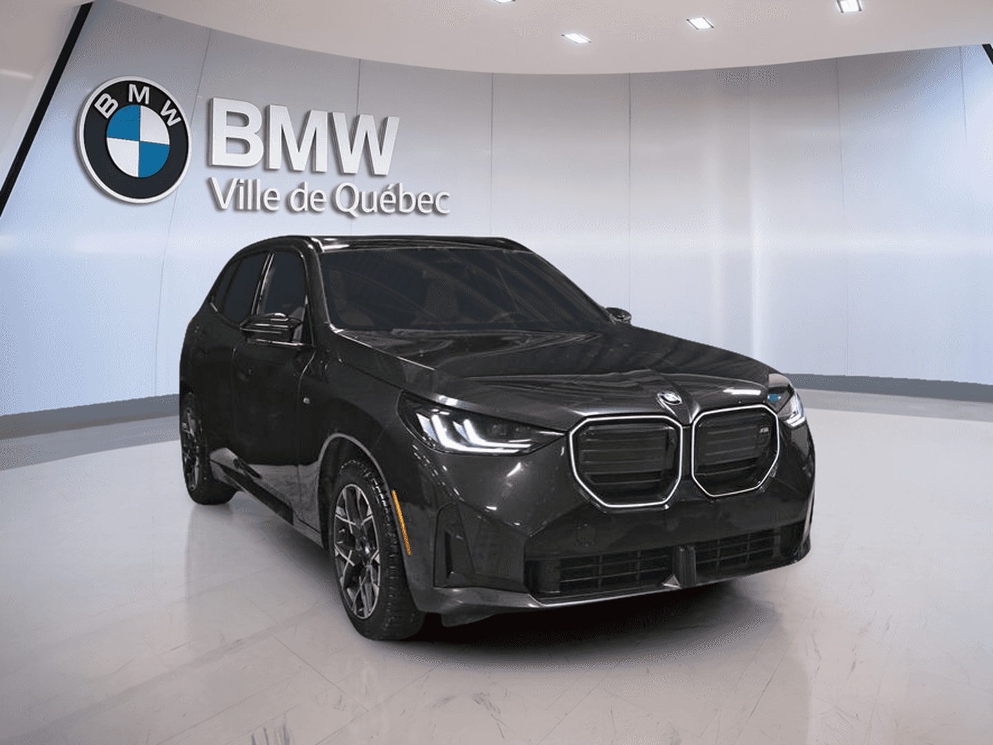 2025 BMW X3 M50 xDrive M Sport Pro Package - Image 4
