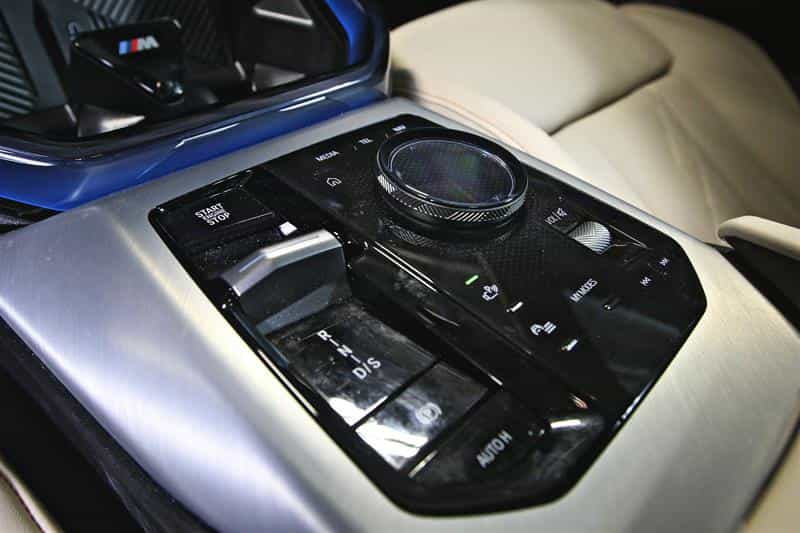 2025 BMW X3 M50 xDrive M Sport Pro Package - Image 13